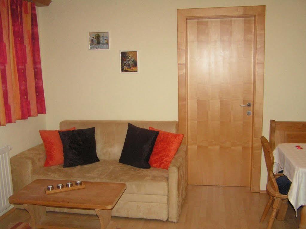 Aparthotel Haeus'L Am Ruan à Berwang Extérieur photo